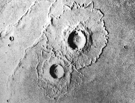 Medium sized craters (~ 10-20 km) have large ejecta blankets which come in a variety of shapes