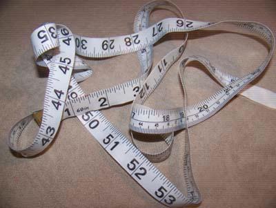 Measuring tape for Distance Simple device for measuring distance Various materials are used (for strength, lack of elasticity, etc.
