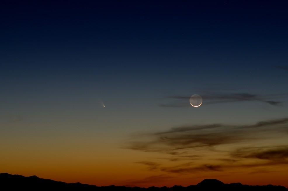 11, 2013 when the moon will be 2.39% illuminated and 14.43 0 above the horizon at five minutes past sunset.