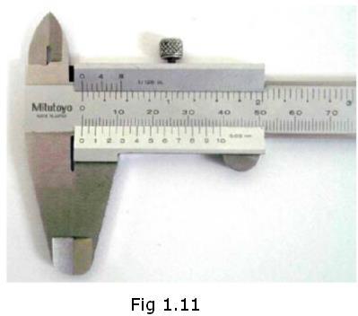 Page35 The vernier calliper consists of a main scale and a vernier scale (sliding scale), and enables readings with a precision of /200 cm.