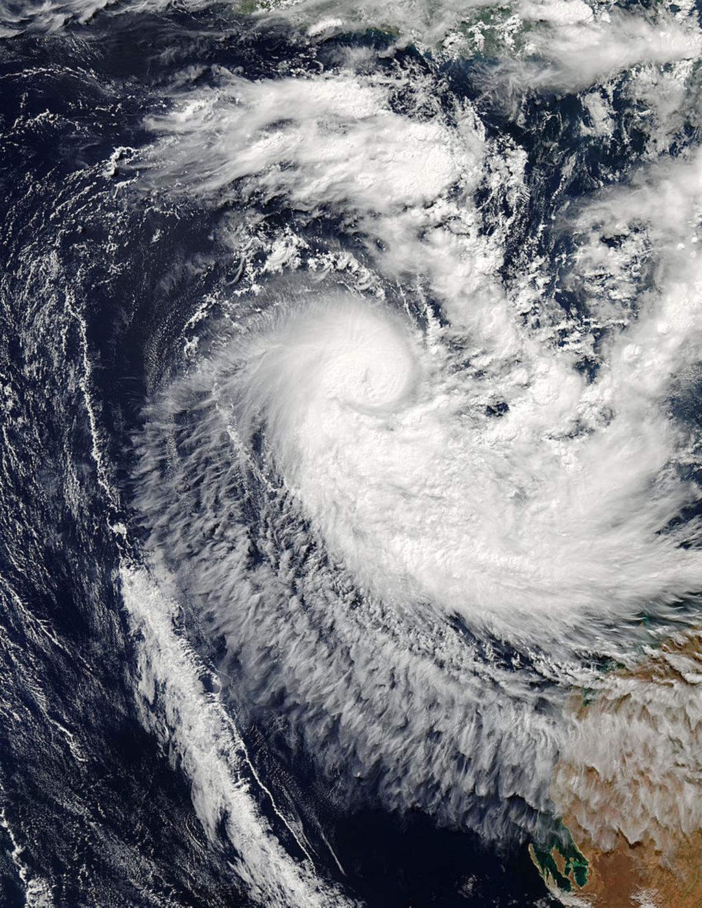 Tropical Cyclone Quang Visible ima
