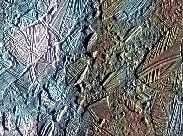 Europa: interplay of surface colors and ice structures Small region (Conamara Chaos, 70 km across) shows fine ice particles (white/blue) from