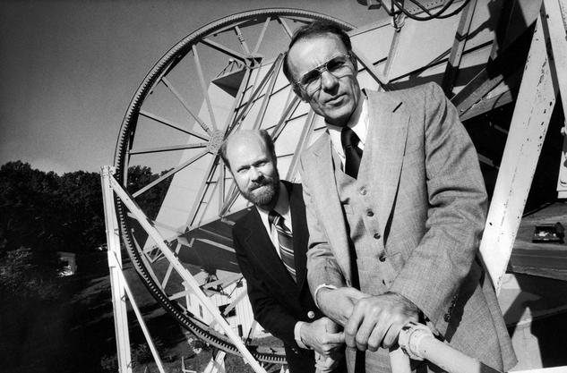 Discovery of CMB Penzias and Wilson Microwave observations of cosmic rays in 1964 Accidentally
