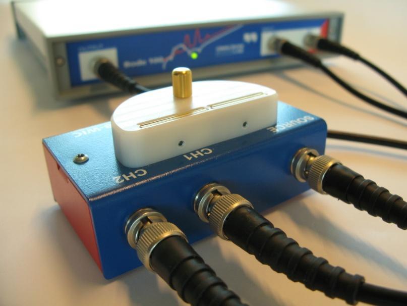 Calibration of the B-WIC adapter is performed using the OMICRON Lab calibration board which is delivered with the B-WIC adapter.