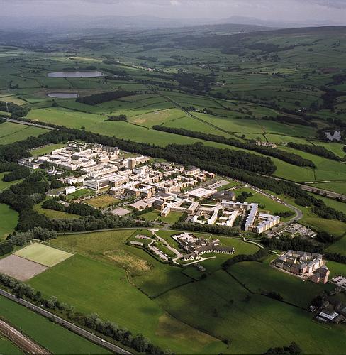 Lancaster University Established 1964 Close to the Lake District 17,500 students 2,250 staff Ranked in
