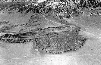 Long Runout Rock Avalanches The Blackhawk event in California Field Data: Rock avalanche
