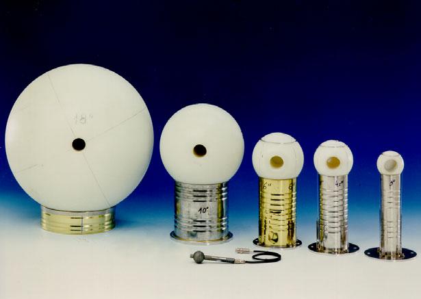 Bonner sphere spectrometer 6 5 bare bare-cd 3" to 18" R d (E n ) / cm 2 4 3 2 1 0 10-9 10-8 10-7 10-6 10-5 10-4