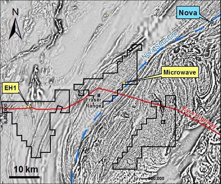 ASX ANNOUNCEMENT 12 September 2012 3 KM LONG MULTI-ELEMENT SOIL GEOCHEMICAL ANOMALY AT FRASER RANGE Significant Cu, Zn, As, Bi & Sb soil anomalies identified in 3km x 3km area centred on interpreted
