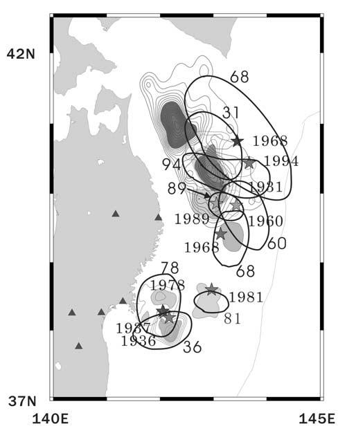 Figure 7. Comparison between asperities and tsunami source areas obtained by Hatori [1974, 1978, 1996].