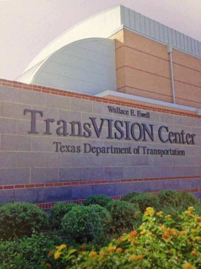 24/7 TRAFFIC MANAGEMENT CENTER Covers 9 Counties in our District Dispatch center for Traffic Signals Currently handles after hours support for 3 districts. Waco, Abilene, and Brownwood.