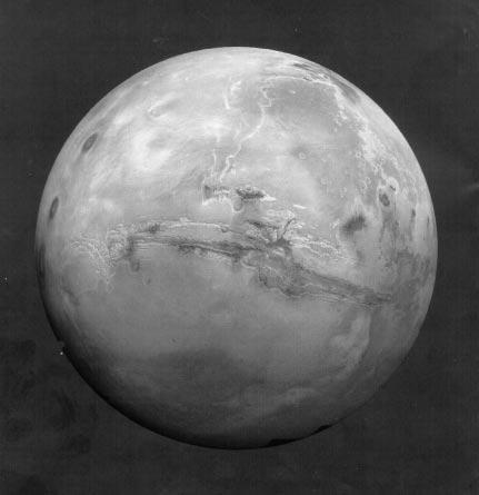Scale: Mars is 6,787 km in diameter.
