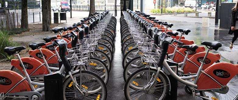 3- The Bicloo bike-sharing offer: was provided in the central districts of the Nantes urban area in 2008.