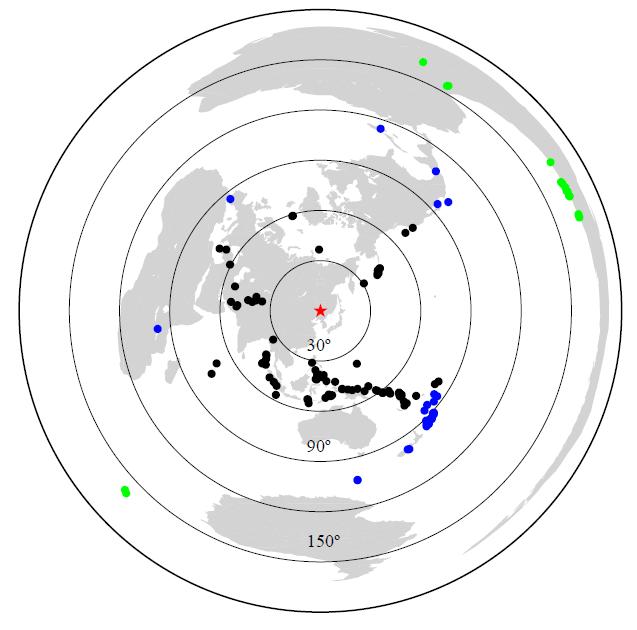 Figure S1. Distribution of the 143 earthquakes used in the S-wave tomography. The red star indicates the center of the seismic array.