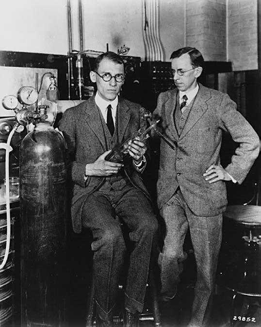 5.3 Electron Scattering, 1925 Clinton J. Davisson (1881 1958) is shown here in 1928 (right) looking at the electronic diffraction tube held by Lester H. Germer (1896 1971).