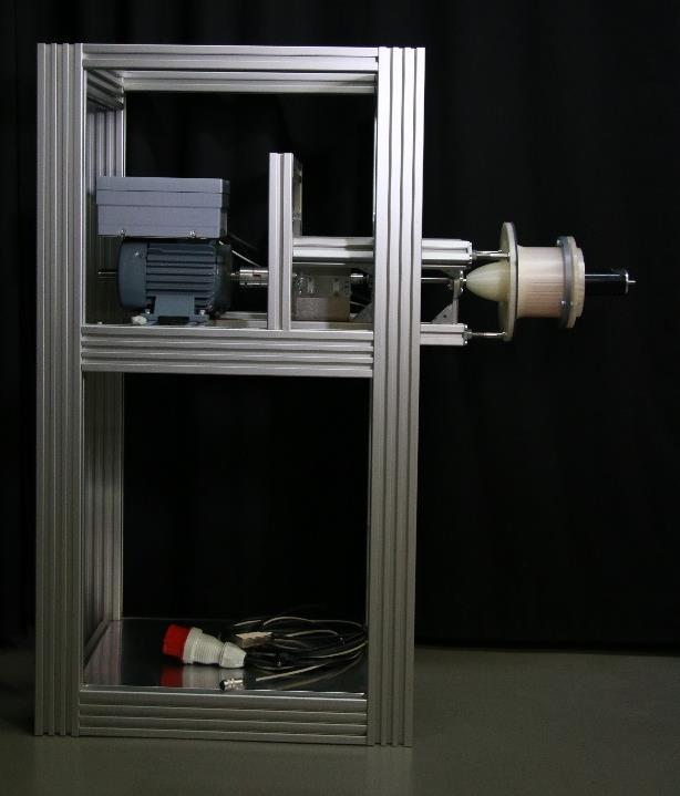FAN 2018 6 Figure 6: First stage of the contra-rotating fan mounted in a rack and view at pressure side of the test chamber Investigation of the velocities The velocity distribution at the fan outlet