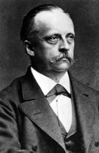 Hermann Ludwig Ferdinand von Helmholtz (1821-1894) 1847: precise formulation of the law of conservation of energy 1881: inclusion of chemical processes, free energy, internal energy Problem: what is