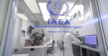 activities Photo: Petr Pavlicek (IAEA) Swipe samples sent to dedicated network of analytical laboratories ( NWAL ) Analysis of isotopics of single