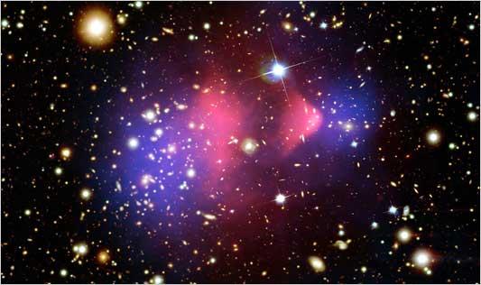 Bullet Cluster red image: Baryonic matter seen in X-rays