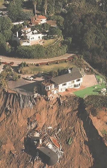 Landslide at Pacific Palisades after the Northridge
