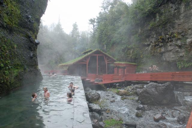 Hot springs Groundwater is heated by near by magma