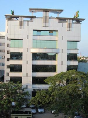 Partitions and Louvers Area 12,000 Sq ft HOTEL GREEN PARK Client Sabthagiri Group
