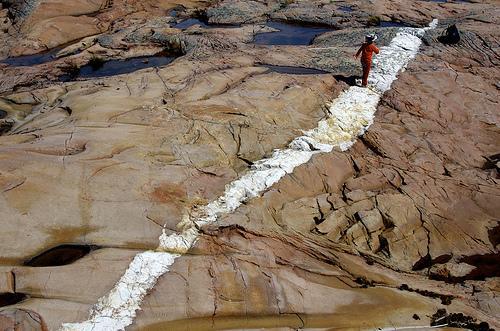 Quartz vein in quartzite(metamorphosed sandstone) rock in Killarney, Ontario ESRTp.7 Image taken from http://www.flickr.