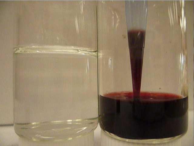 S.2 Immiscibility between Dodecane and Methanol The immiscibility between Methanol and Dodecane is evident if a dye is dissolved in the alcohol.