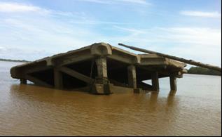 estuarine structures have been reported in Sarawak. These structures located in very soft and deep sedimentary soils are usually supported on pile foundations.