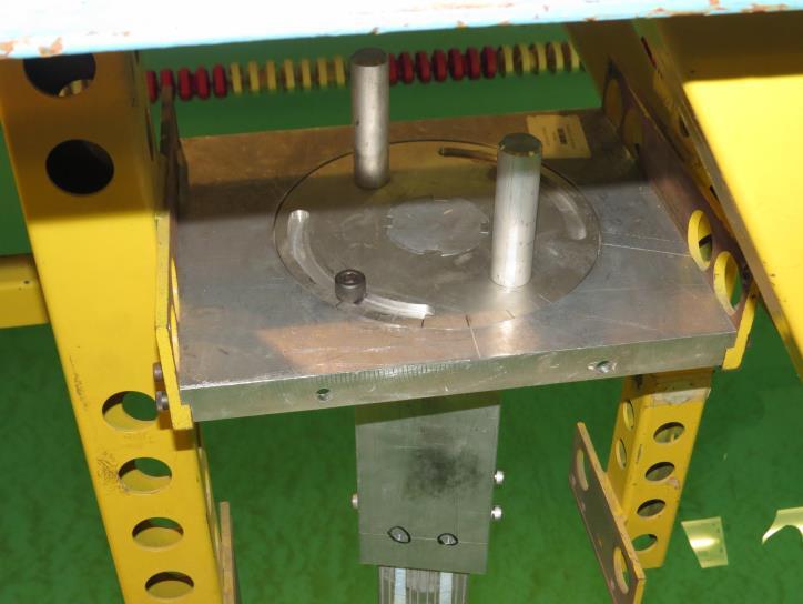 4.1.4 Adjustable towing arm The NSERC global dynamometer was initially designed to measure forces on a podded propeller.
