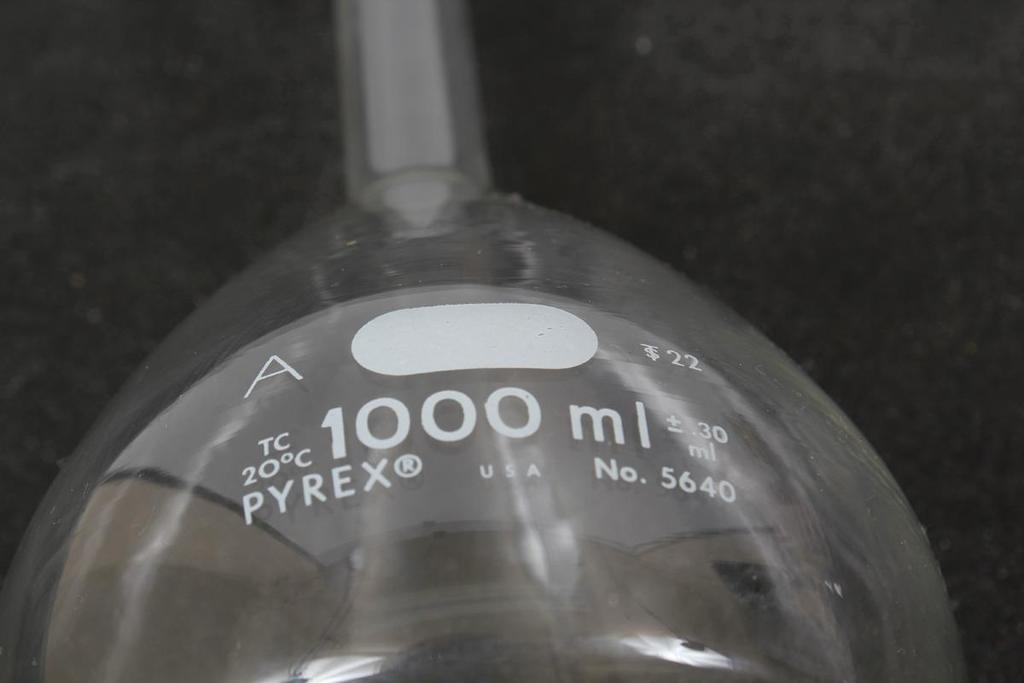 Volumetric Flask 1000 ml +/-