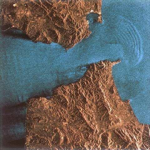 Internal waves in the strait of Gibraltar Figure: Spain at top, Morocco below. Wavelength 2 km.