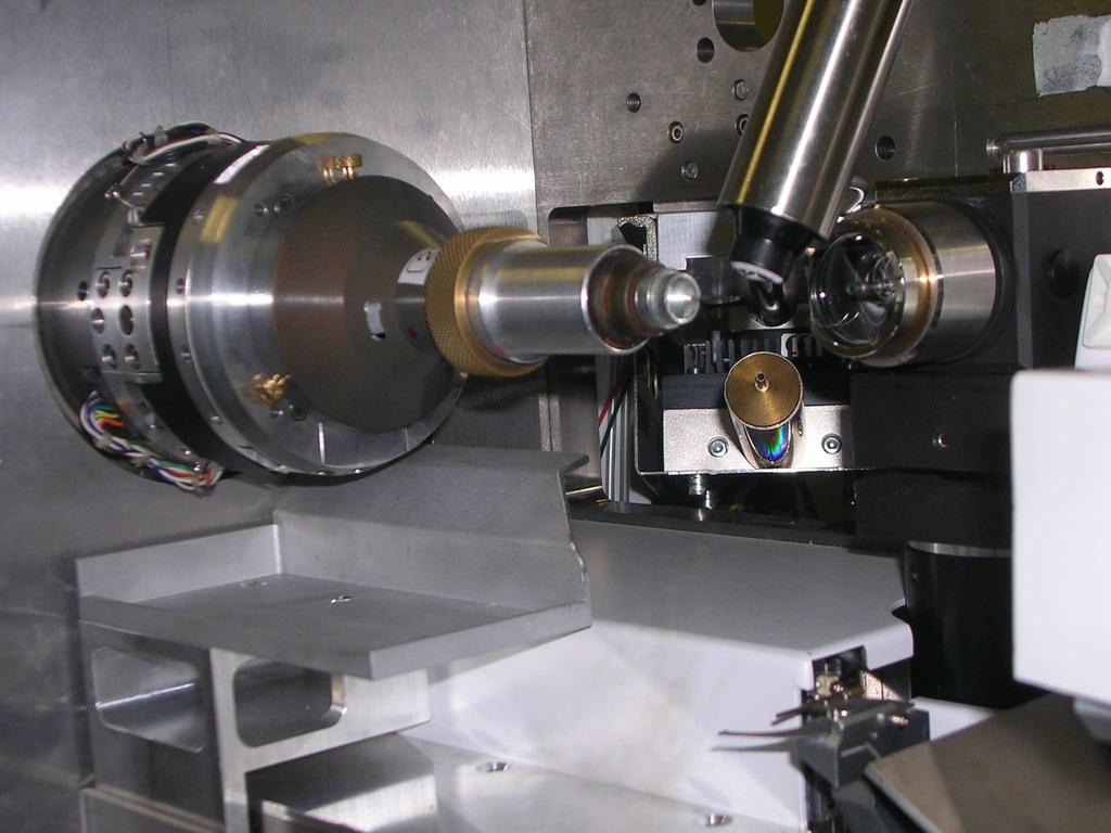 Nowadays, the extensive use of synchrotron radiation has made almost obligatory the cooling of the crystal samples to cryogenic temperature.