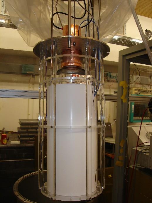 Present R&D GERDA PHASE I Background suppression by LAr scintillation 20 liters Heidelberg test setup.