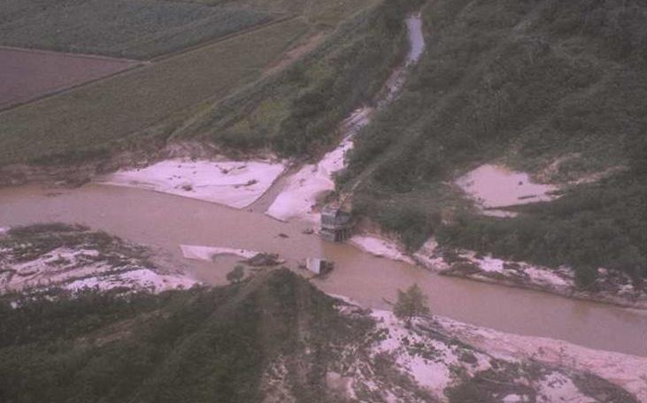 Collapse of the railway bridge in La Madre river HYDROEUROPE