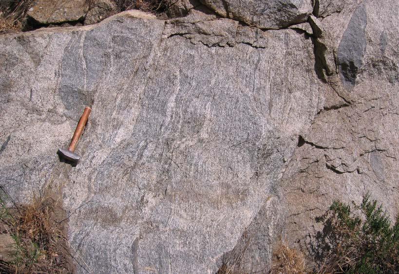 Lower arc crust A review of some important exhumed crustal sections and xenolith localities from the