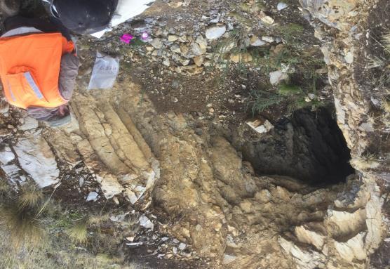 The purpose of CR- Program 1 was to inspect two sets of old mine workings occurring within the Project area, Vilcapuquio, in the north of the Project area (Figure 1) and Huari, in the south of the