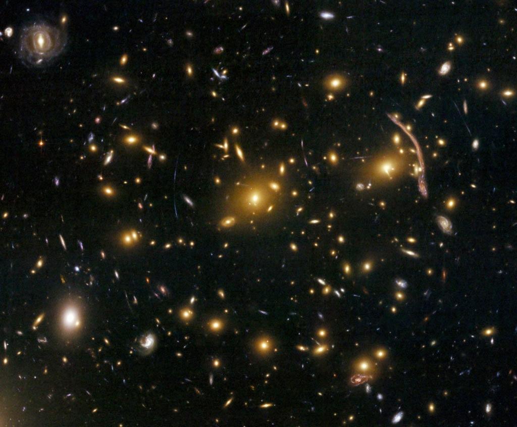 A cluster of galaxies Thousands of galaxies all
