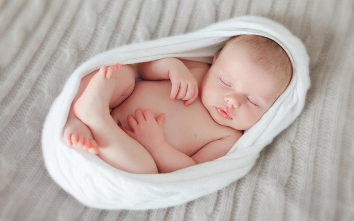 Effects of Age on Skin Skin of Infant Skin is completely formed at birth Stratum corneum is thinner and