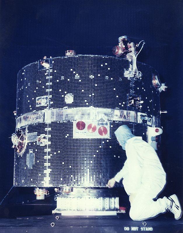 Konus-WIND GRB experiment NASA GGS-WIND s/c (November 1994 - now) Two NaI(Tl) 130 х 75 mm (5 x 3 in.