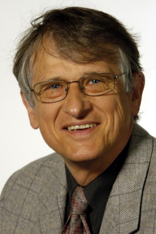 Keynote Speakers Professor Klaus von Klitzing Winner of 1985 Nobel Prize in Physics for discovery of the integer quantum Hall Effect Became Professor at the Technical University of Munich in 1980 Has