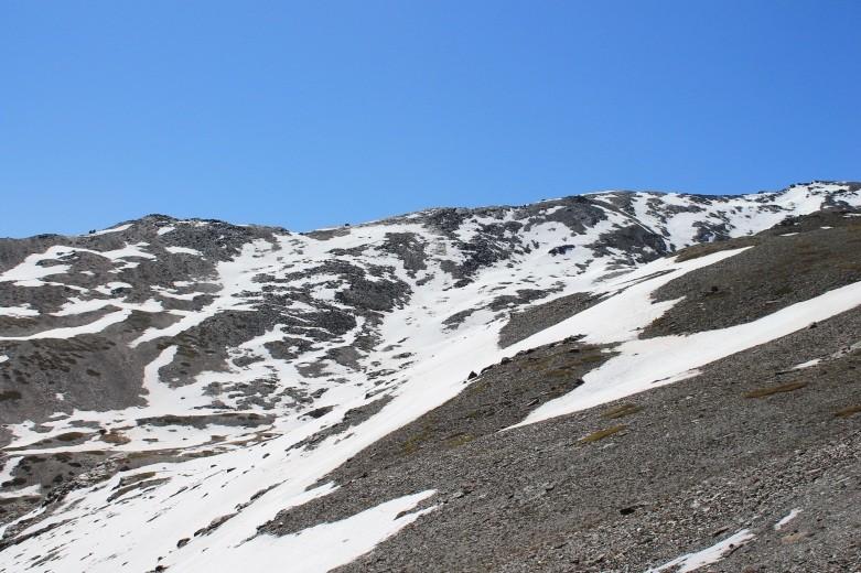 Introduction MOUNTAINOUS SITE: SNOW Study of spatiotemporal evolution of the snow cover - variability