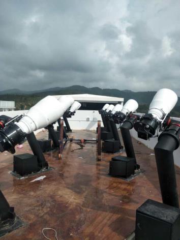 With 8MHz digitization speed, the readout time is less than 1.8 sec for full frame read. On this telescope, the actual field of view is 7 x 7 degrees, and 8.25 arcsec per pixel.