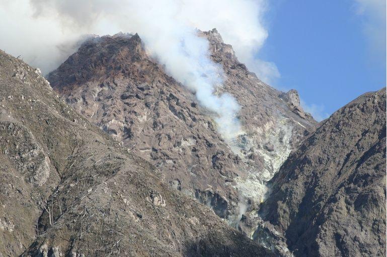ASSESSMENT OF THE HAZARDS AND RISKS ASSOCIATED WITH THE SOUFRIERE HILLS VOLCANO, MONTSERRAT Tenth Report of the Scientific Advisory Committee on Montserrat