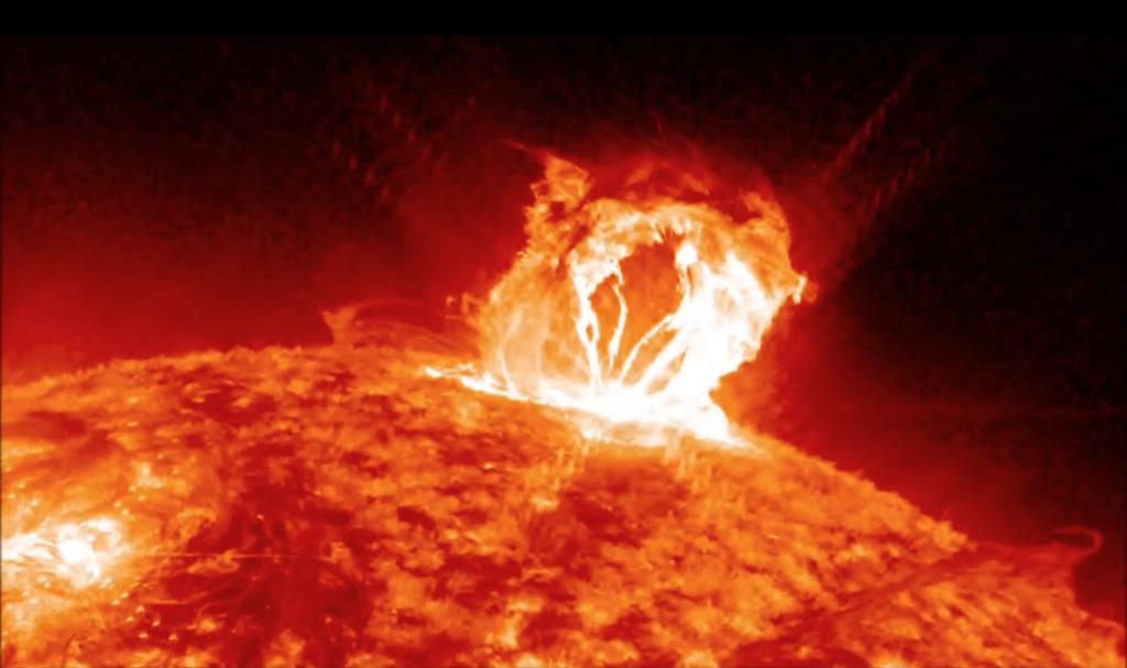 3 3.1 CME representations Coronal Mass Ejections Before we talk about the different CME representations that our model can simulate, we should first learn about the structure of CMEs.
