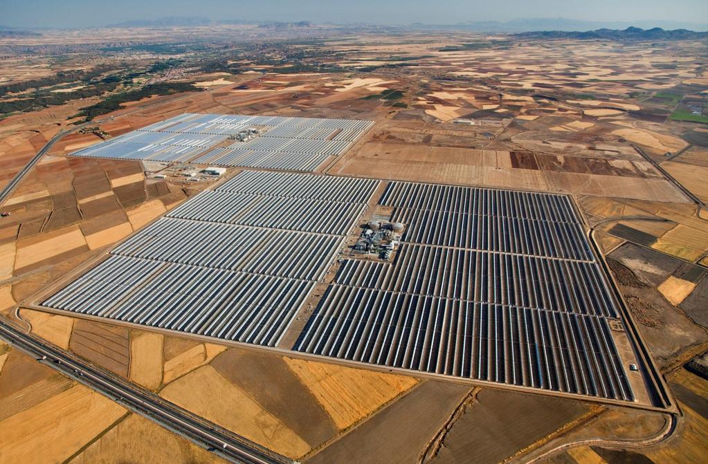 Langrock / Solar Millenium AG DLR.de Chart 4 Andasol, Andalusia, Spain (since 2008) 150 MW el, 600 000 mirrors, 1.