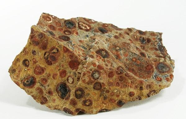 desired mineral & gangue (waste rock) High-grade ore has high levels of mineral