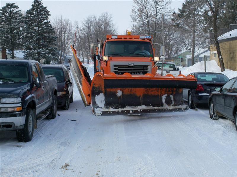 Page 3 of 4 A snow emergency will extend residential plowing to 3 days. We plow the legal side the first day of the event.