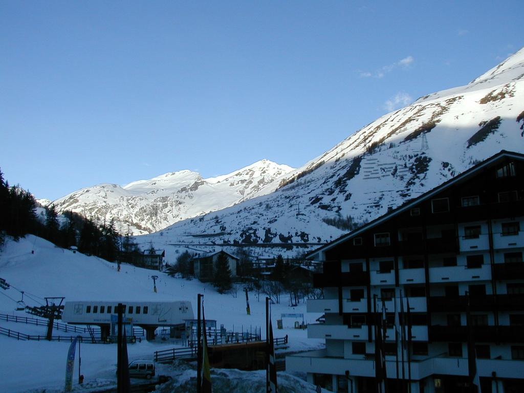 OVERVIEW La Thuile07, -0 March Diffraction and