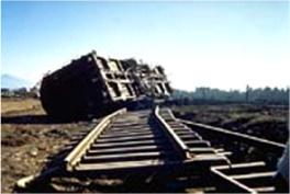 Failure Overturned Train, 1980 El