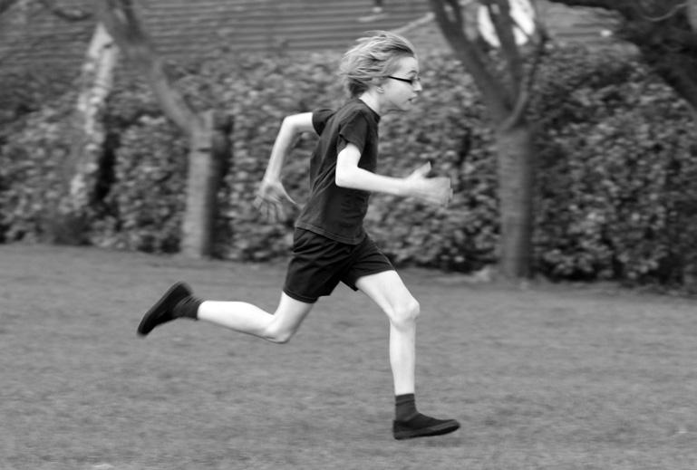 (a) 14 Sports day day Dan is practising for his school s sports day. He is going to run the 100 m race.